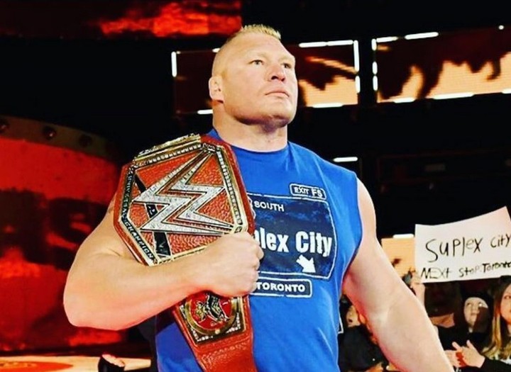 Vyblázni sa na Wrestlemanii a potom sa ozve UFC
